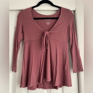 American Eagle women’s shirt
